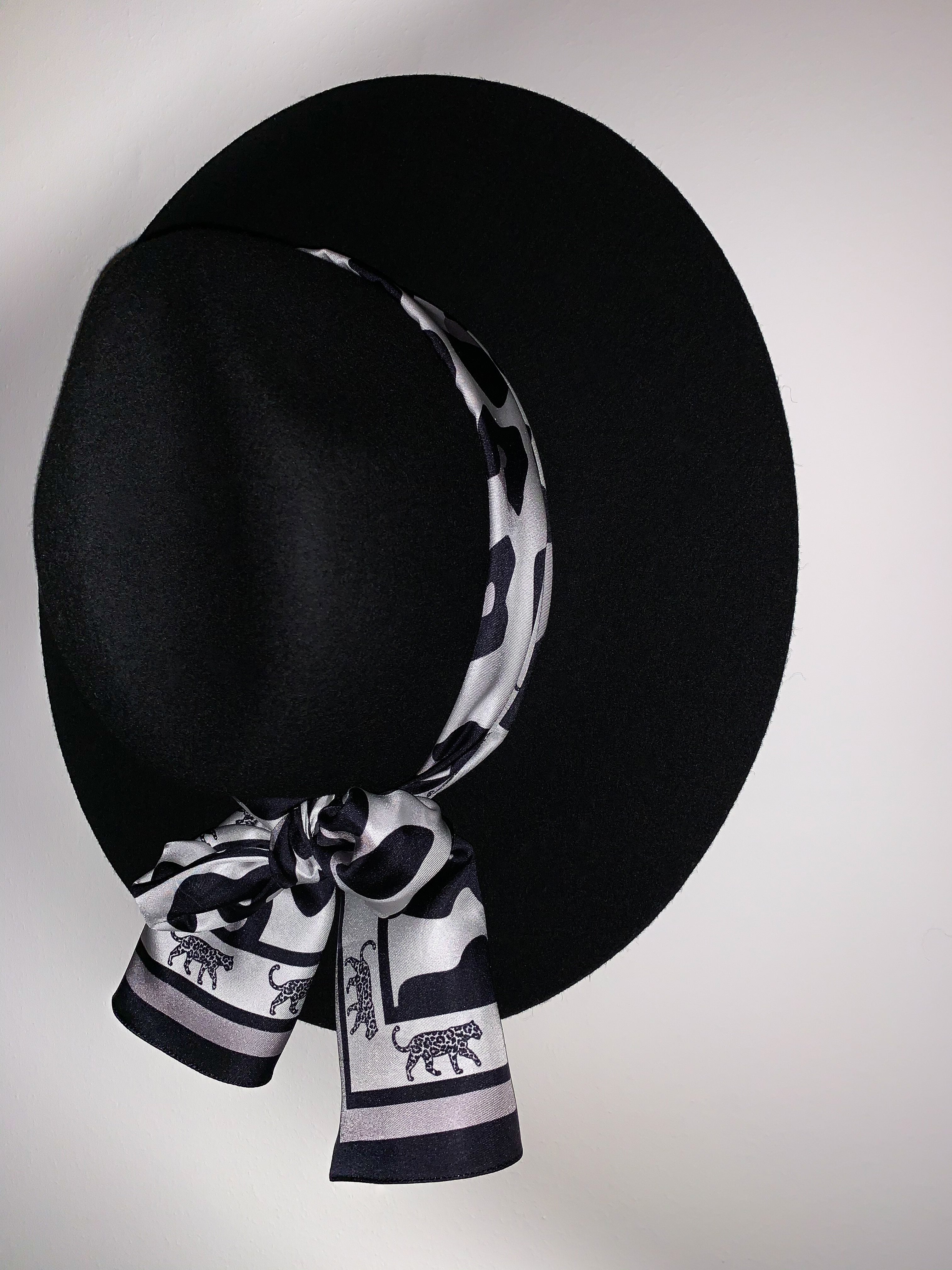 Silk Scarf - Milour Leo