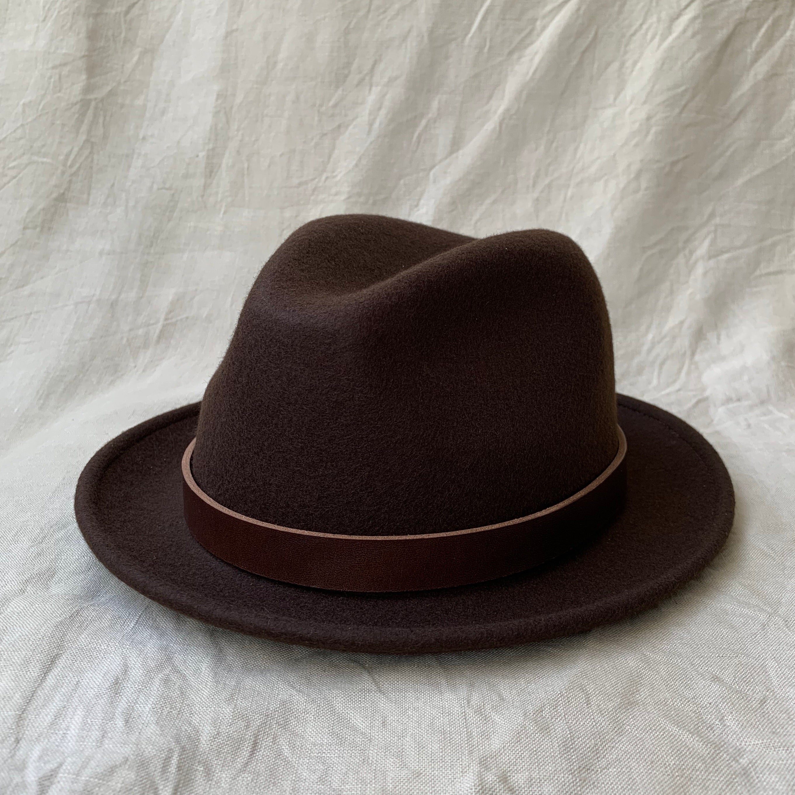 Billie Blues | Brown