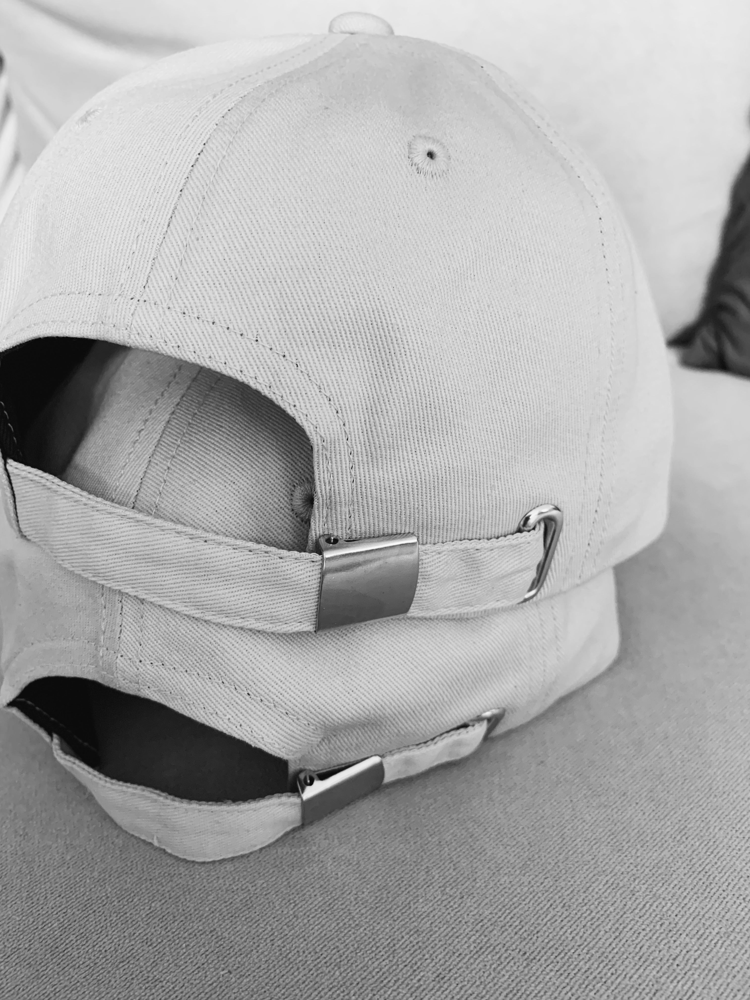 Dad Cap  | Beige | Milour Logo