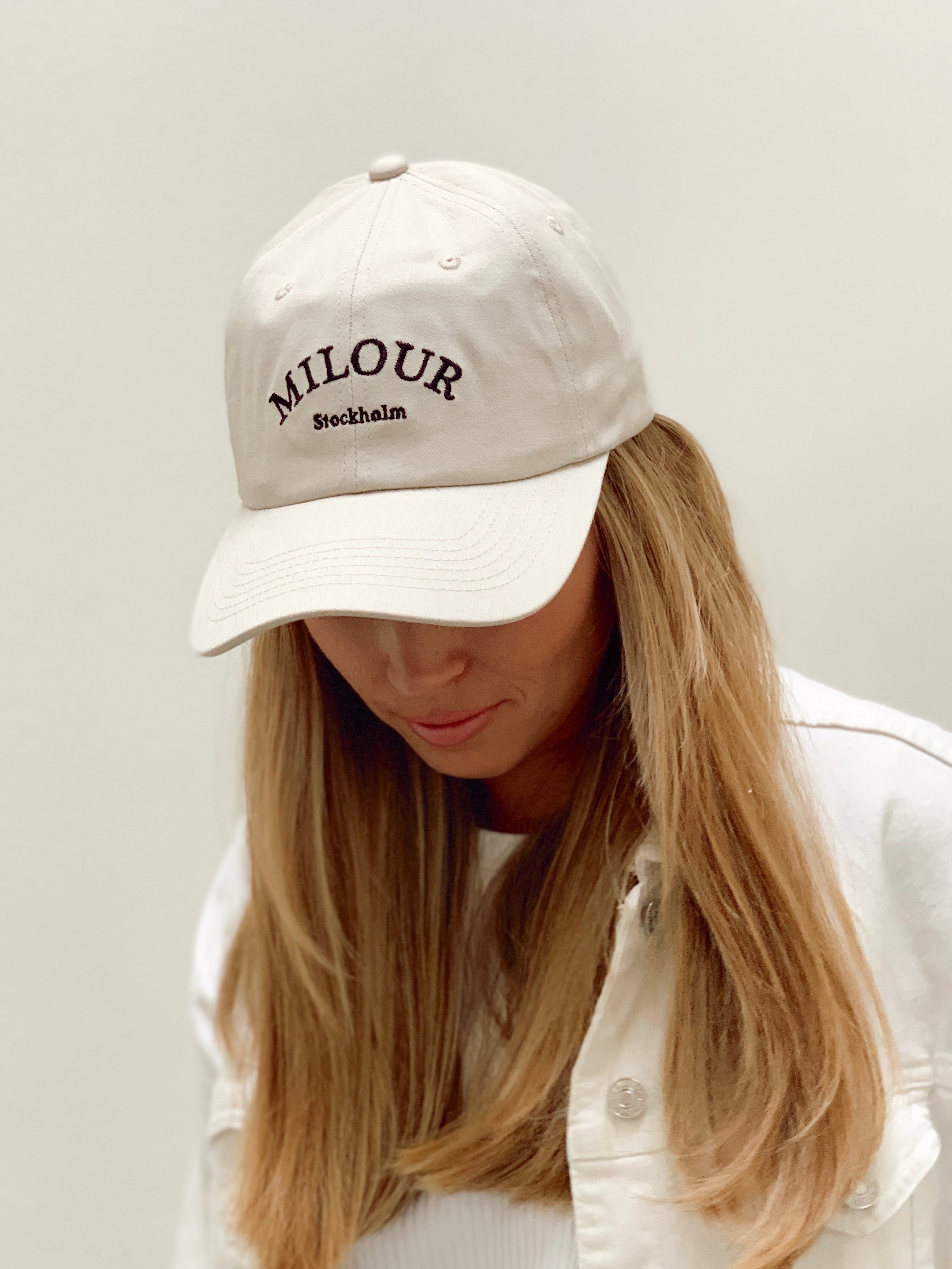 Dad Cap  | Beige | Milour Logo